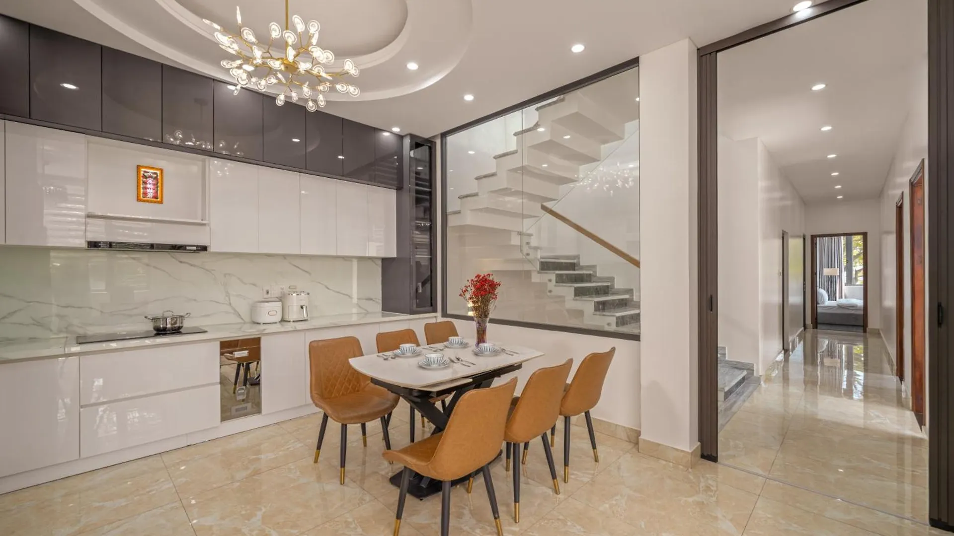 HùNg Villa 5Br Full Ac Quite -Rooftop Pool- Bida- New Da Nang Vietnam